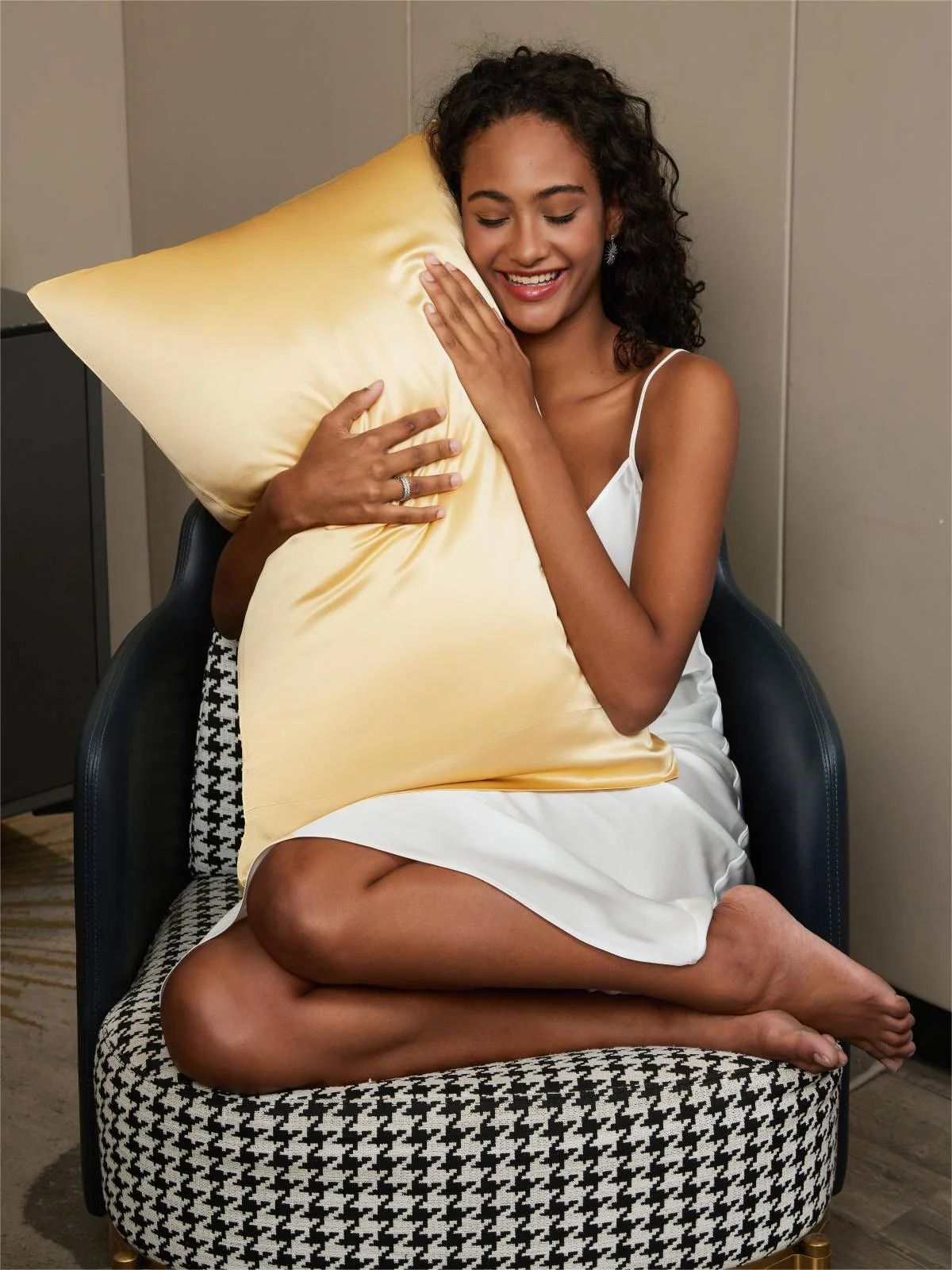22momme 100% Mulberry Silk Pillowcase, Envelope Closure (Buy 3, Get 1 Free) - Image 14