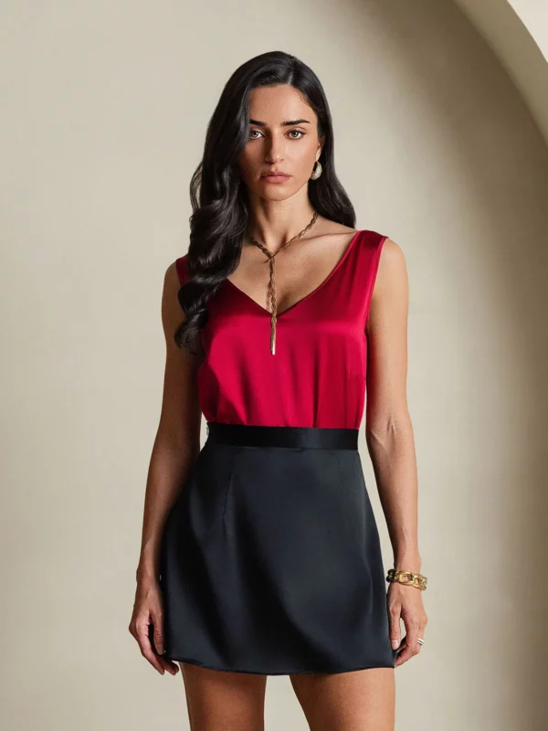 Women's 19Momme Silk Sleeveless V Neck Satin Tank Top with V Back Design - Image 6