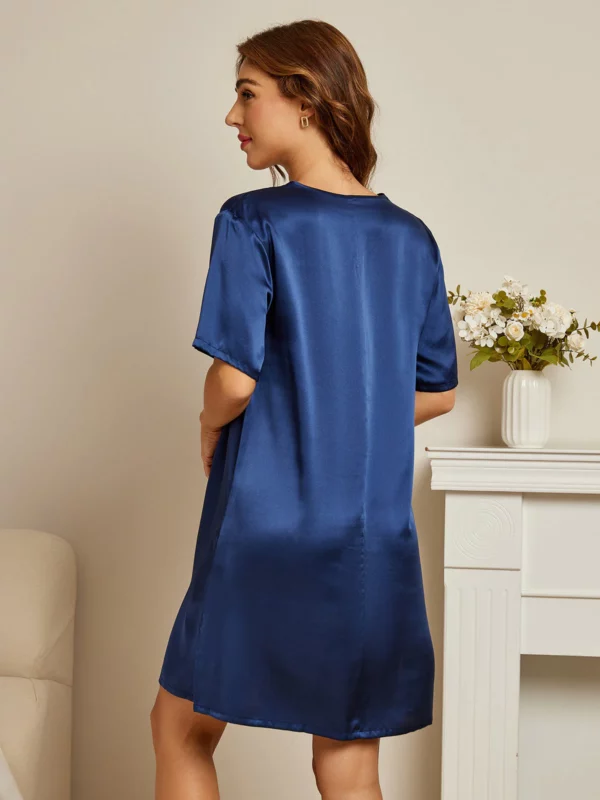 100% mulberry silk Women's Half Sleeve V-neck Short Nightgown - Image 4