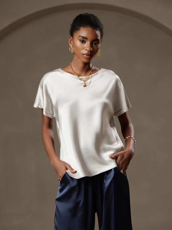 19Momme mulberry Silk Short Sleeve Boat Neck Women's T-Shirt - Image 3