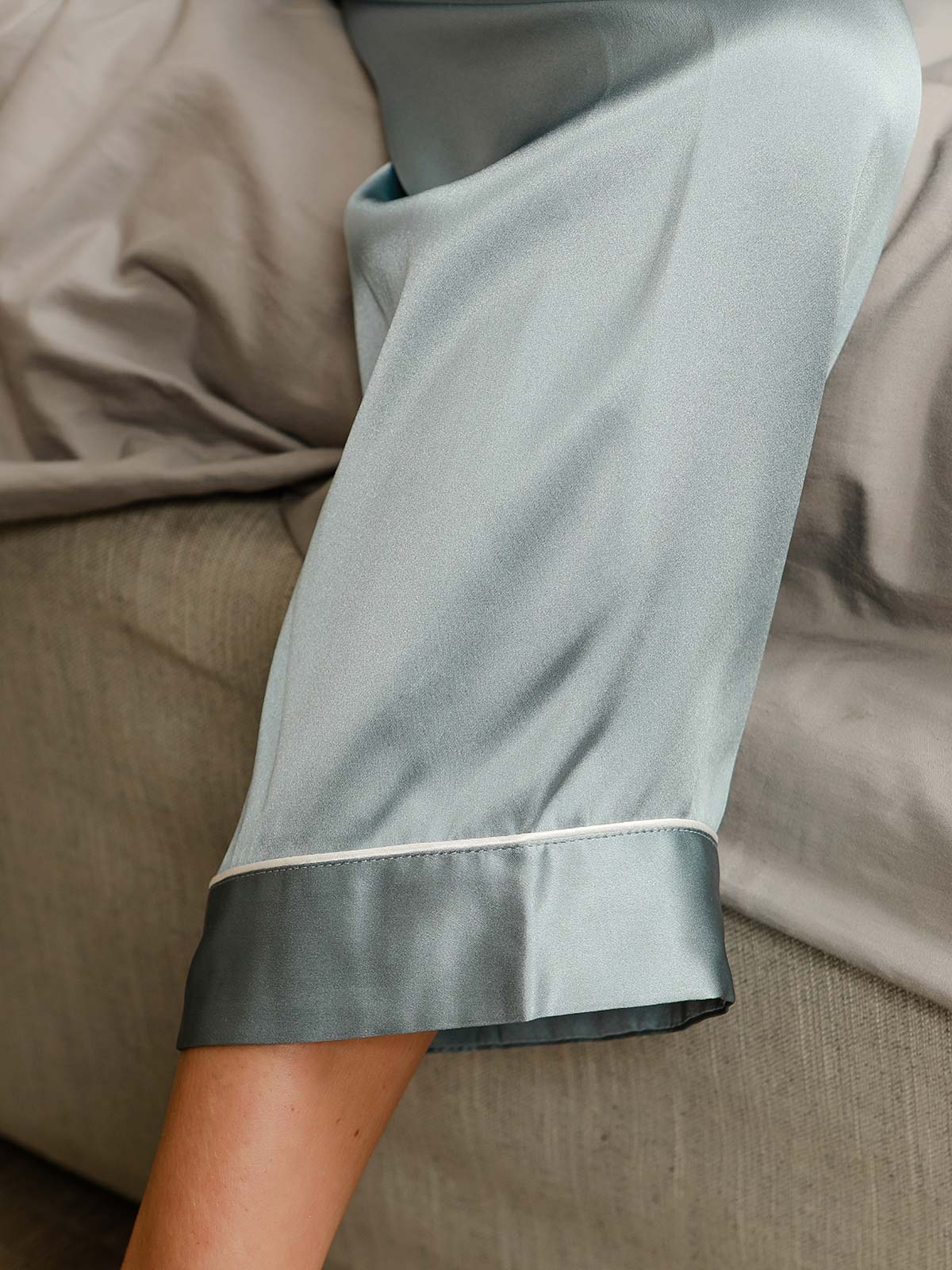 100% mulberry silk Women