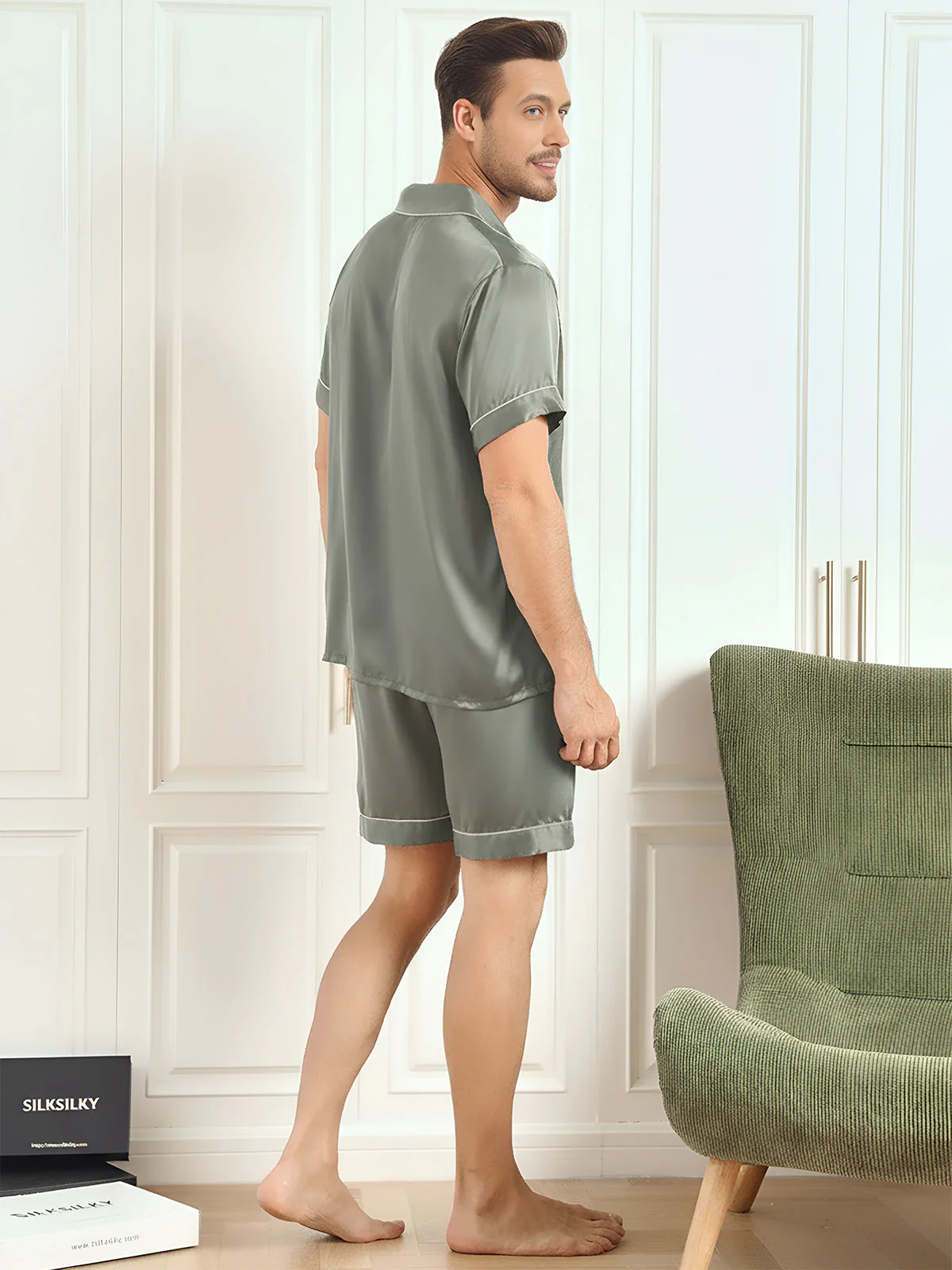 100% mulberry Silk Short Sleeve Notch Collar Men