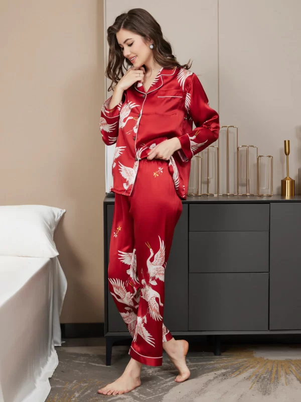 100% mulberry silk Women's Long Crane Print silk Pajamas Set with outlines silhouette - Image 2