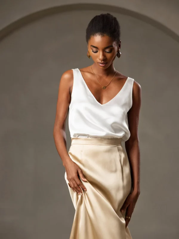 Women's 19Momme Silk Sleeveless V Neck Satin Tank Top with V Back Design - Image 5