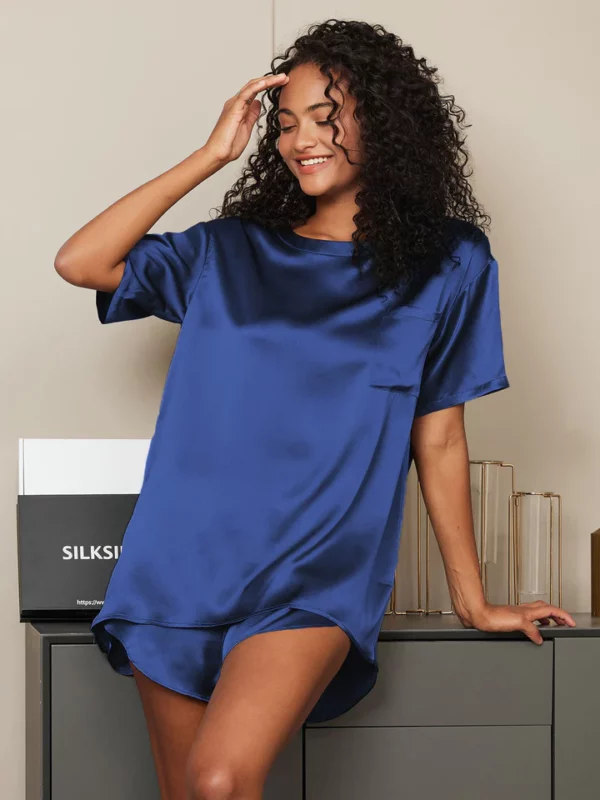 100% mulberry Silk Short Sleeve Round Neck Women's Pajamas Set - Image 9